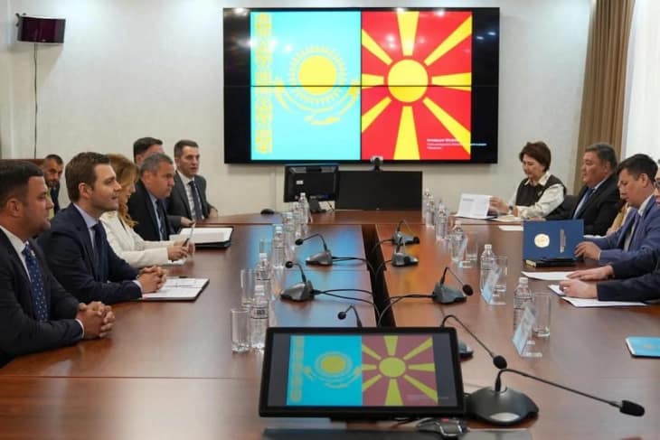 Глобе Муцунски КАзахстан